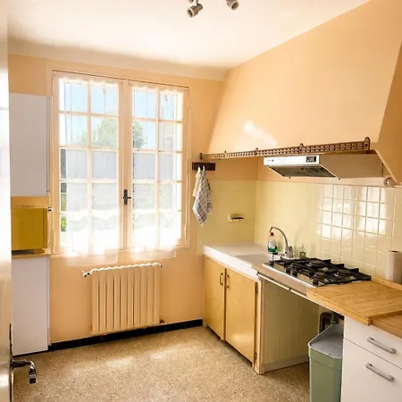 T2 Lumineux Avec Balcon Et Vue Degagee - Cote Olivier Apartmán